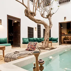 https://riad-izza-marrakech.marrakeshhotelsmorocco.com